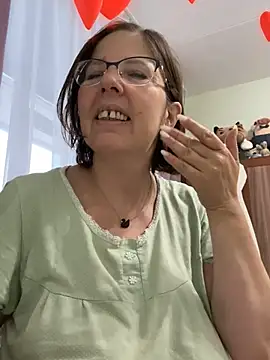 Snapshot of B_Bonya_m chatting on March 9, 2025, 3:54 am B Bonya m online show from March 9, 2025, 3:54 am