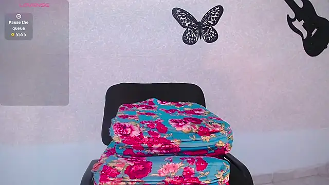 Agathasexy online show from April 17, 2026, 8:45 pm