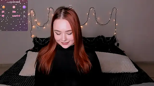 LittleKiitten online show from December 21, 2024, 2:58 pm