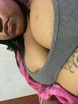 vic pretynhaa online show from March 12, 2025, 1:51 pm