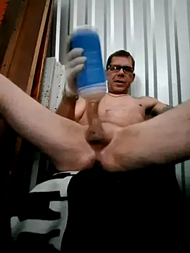 kasper9677 online show from October 12, 2025, 9:41 am