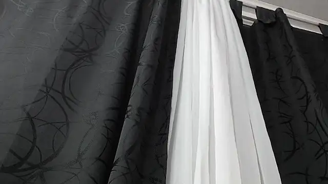 Kitten Hot  online show from December 19, 2025, 10:44 am