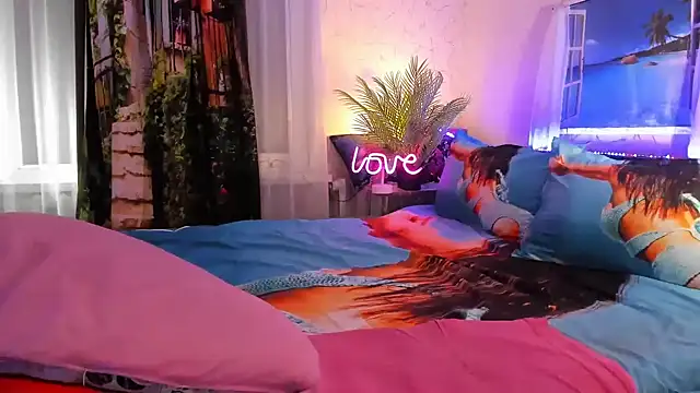Snapshot of Evie_Hill chatting on May 17, 2026, 12:41 am Evie Hill online show from May 17, 2026, 12:41 am