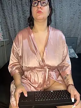 Soe Lara online show from February 3, 2026, 11:26 am