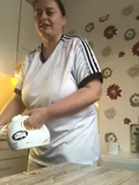 Meliss Official9 online show from January 16, 2026, 10:19 am