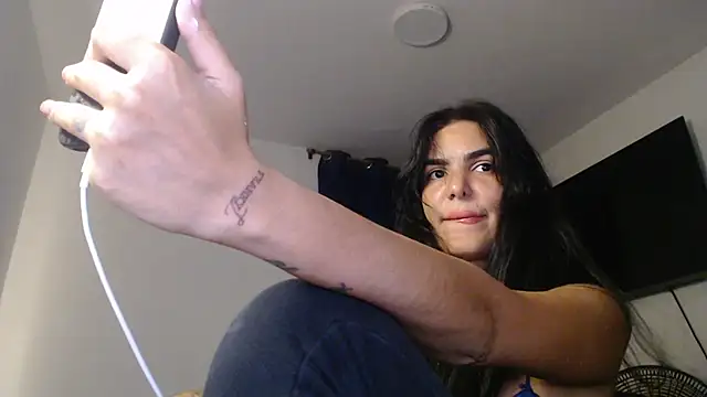 Snapshot of MARYADSUARD chatting on April 23, 2026, 5:30 am MARYADSUARD online show from April 23, 2026, 5:30 am