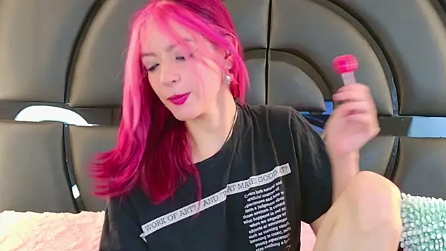 Snapshot of ElizabetthKitty chatting on January 27, 2025, 7:13 pm ElizabetthKitty online show from January 27, 2025, 7:13 pm