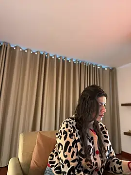 Snapshot of Alice_Biel chatting on June 30, 2026, 3:13 pm Alice Biel online show from June 30, 2026, 3:13 pm
