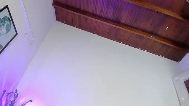 Snapshot of Sofi_Vasquez chatting on December 10, 2024, 12:39 am Sofi Vasquez online show from December 10, 2024, 12:39 am
