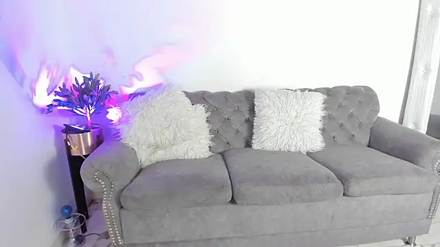 Snapshot of Sofi_Vasquez chatting on January 28, 2025, 2:32 am Sofi Vasquez online show from January 28, 2025, 2:32 am