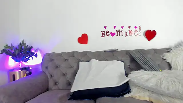 Snapshot of Sofi_Vasquez chatting on February 5, 2025, 1:04 am Sofi Vasquez online show from February 5, 2025, 1:04 am