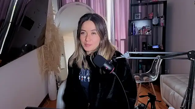 sexfire lalita online show from February 5, 2026, 6:56 pm