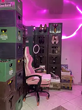 Hot beauty   online show from September 20, 2025, 4:02 am