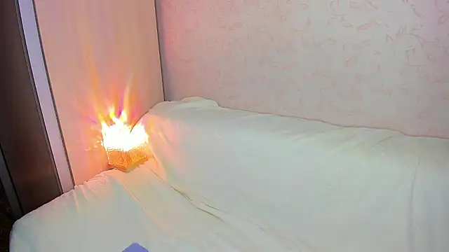 MelodyOfLovee online show from January 18, 2026, 2:48 am