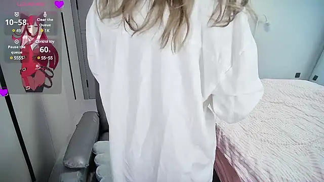 Snapshot of Xiaoyu-G chatting on February 23, 2025, 2:18 am Xiaoyu-G online show from February 23, 2025, 2:18 am