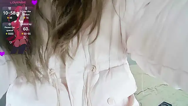 Snapshot of Xiaoyu-G chatting on February 24, 2025, 12:41 am Xiaoyu-G online show from February 24, 2025, 12:41 am