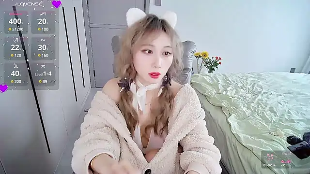 Snapshot of Xiaoyu-G chatting on March 23, 2025, 8:26 am Xiaoyu-G online show from March 23, 2025, 8:26 am