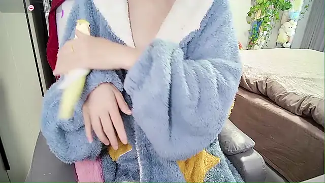 Snapshot of Xiaoyu-G chatting on October 28, 2025, 12:58 am Xiaoyu-G online show from October 28, 2025, 12:58 am