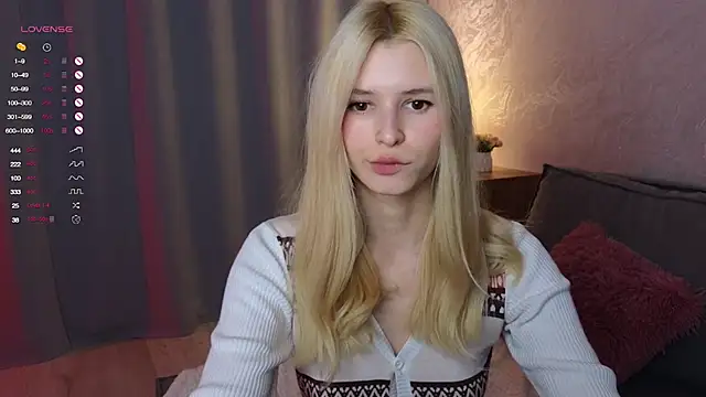 elsa limerence online show from November 15, 2025, 12:13 pm