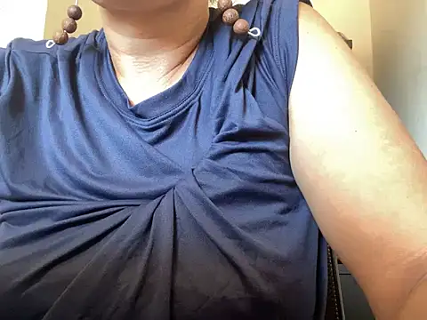 Biaangel34 online show from February 19, 2025, 12:44 pm