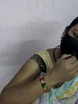 Snapshot of pujabhabi51 chatting on February 4, 2025, 8:38 pm pujabhabi51 online show from February 4, 2025, 8:38 pm