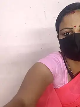 Snapshot of pujabhabi51 chatting on February 6, 2025, 10:32 pm pujabhabi51 online show from February 6, 2025, 10:32 pm