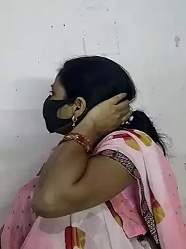 Snapshot of pujabhabi51 chatting on February 13, 2025, 11:37 pm pujabhabi51 online show from February 13, 2025, 11:37 pm