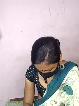 Snapshot of pujabhabi51 chatting on March 1, 2025, 9:40 am pujabhabi51 online show from March 1, 2025, 9:40 am