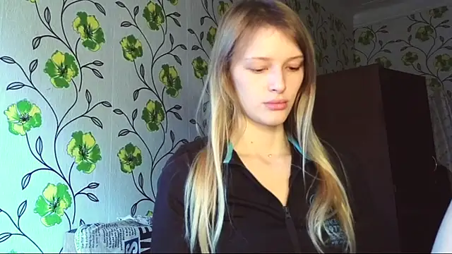 Evvie Summn1 online show from June 5, 2026, 6:42 am