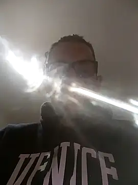 jonyfree1978 online show from December 26, 2024, 10:31 pm