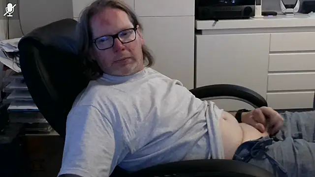Snapshot of VSteph chatting on July 2, 2026, 7:42 pm VSteph online show from July 2, 2026, 7:42 pm