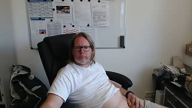 Snapshot of VSteph chatting on July 21, 2026, 3:25 pm VSteph online show from July 21, 2026, 3:25 pm