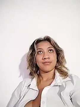 nina carther online show from February 28, 2025, 11:23 pm