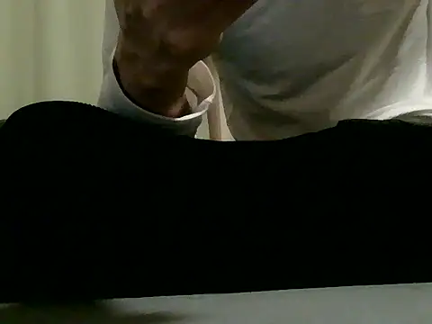 UKI06 online show from January 10, 2025, 3:48 pm