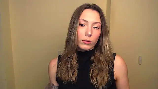 VanessaMay  online show from March 5, 2025, 7:49 pm