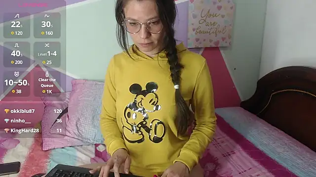 Mily Miley online show from January 28, 2025, 11:17 pm