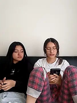 Gabby and Alice online show from February 28, 2025, 6:31 pm