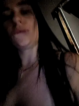 YuliannaFox online show from October 17, 2025, 7:27 pm