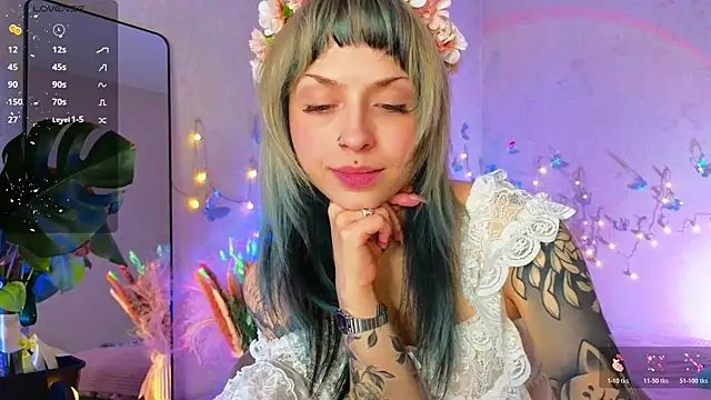 lavenderluxe online show from March 5, 2026, 12:01 pm