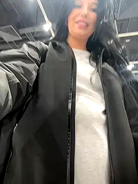 Tisha Busty online show from September 22, 2025, 4:42 pm