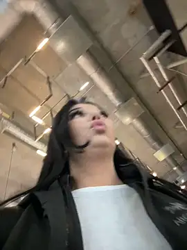 Tisha Busty online show from September 26, 2025, 4:22 pm