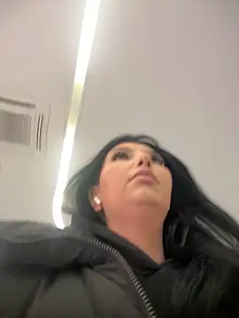 Snapshot of Tisha_Busty chatting on February 8, 2026, 12:19 pm Tisha Busty online show from February 8, 2026, 12:19 pm