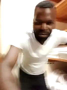 Snapshot of Touch_mysoul chatting on February 6, 2026, 7:12 am Touch mysoul online show from February 6, 2026, 7:12 am