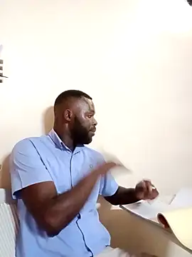 Snapshot of Touch_mysoul chatting on February 12, 2026, 10:32 am Touch mysoul online show from February 12, 2026, 10:32 am