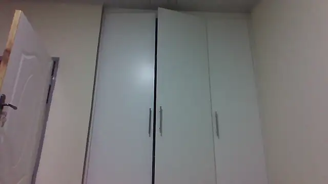 sweets 80 online show from December 19, 2025, 9:55 pm