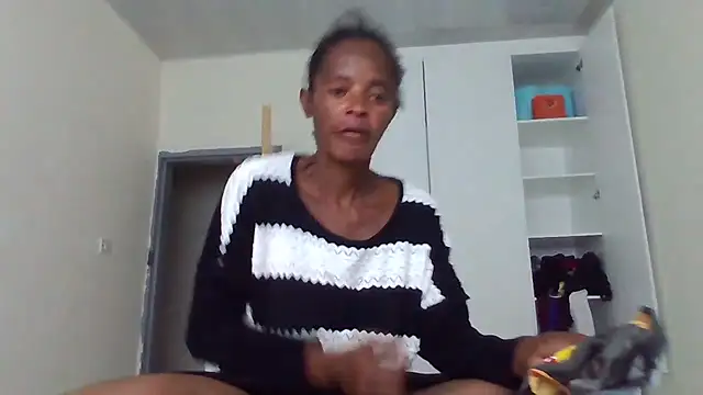 sweets 80 online show from January 13, 2026, 10:31 am