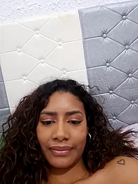 Snapshot of morena-399 chatting on February 12, 2026, 9:43 pm morena-399 online show from February 12, 2026, 9:43 pm