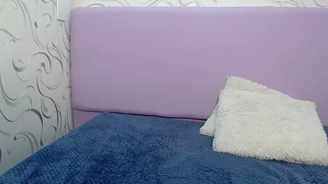 Snapshot of NathaliaSmith3x chatting on October 23, 2025, 4:01 am NathaliaSmith3x online show from October 23, 2025, 4:01 am