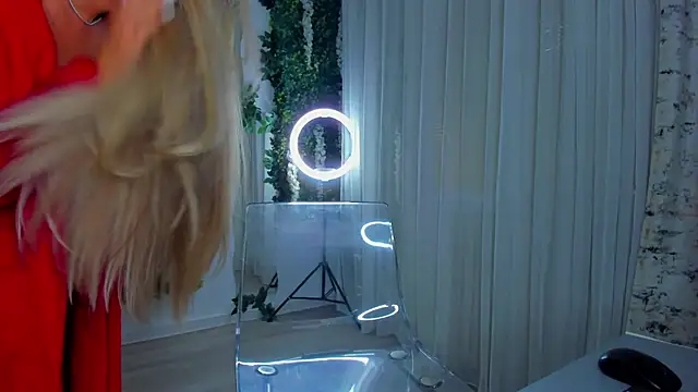 VivienCarter online show from September 29, 2025, 2:55 pm