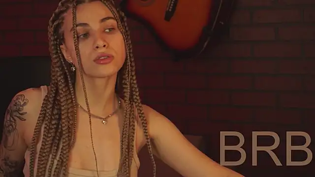 EllieCutes online show from February 10, 2025, 9:47 am